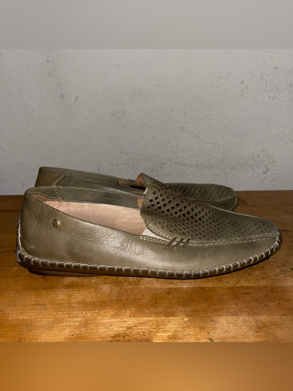 Pikolinos Jerez Perforated 578-8242 Leather Slip On Loafers Olive Green Sz 37 EU